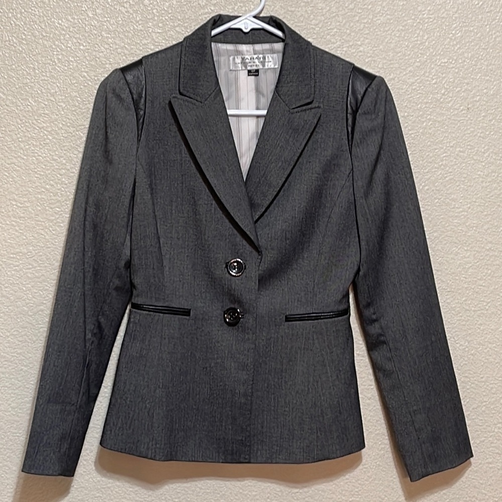 Tahari Arthur Levine Woman Blazer Suit Petite Jacket Size OP